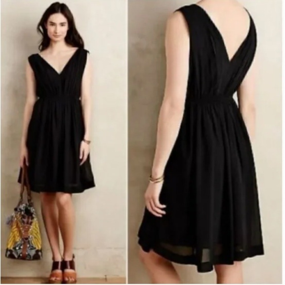 Anthropologie HD in Paris Lavanah Black Pleated V-Neck Dress Size 0 Sleeveless